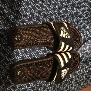 Adidas flip flops